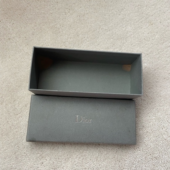 Christian Dior So Real Sunglasses - Picture 5 of 5